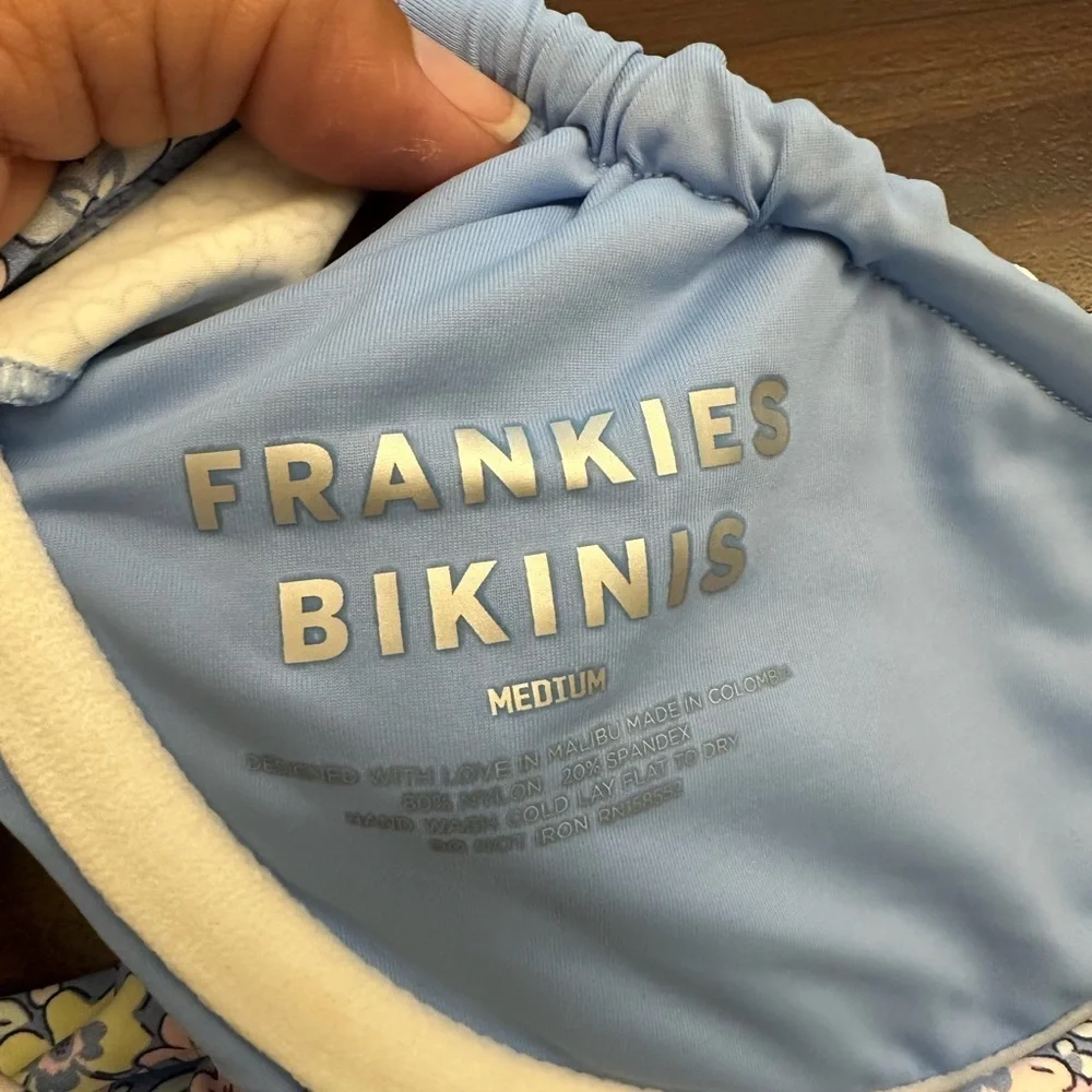 Frankie's Bikinis Birdie Ruffle Bikini Top